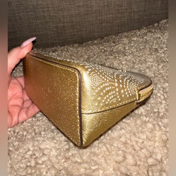 NWT 💛 Michael Kors Cosmetic Bag - Picture 5 of 8